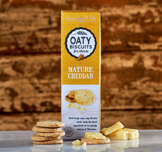 Grandma Wild's Oaty Biscuits For Cheese - Mature Cheddar 130G