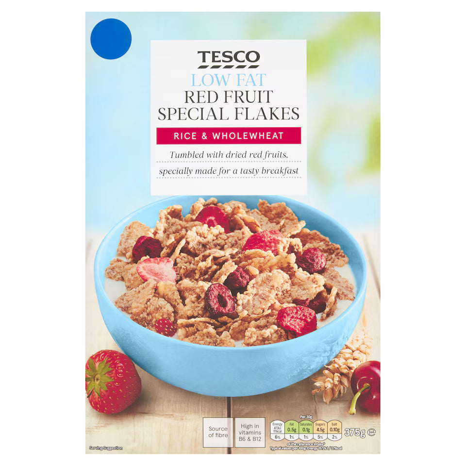 Tesco Low Fat Red Fruit Special Flakes 375g