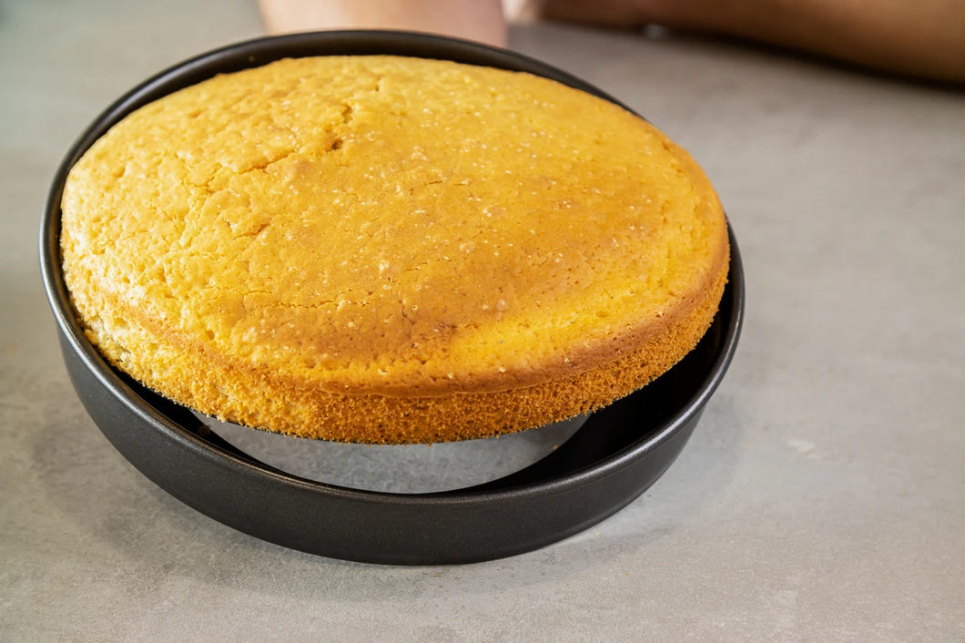 Non-Stick Loose Base Sandwich Tin, 20cm / 8" - For Perfect Sponges!