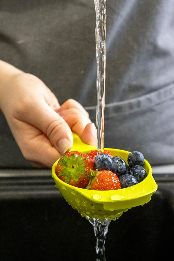 Set of 2 Mini Colanders