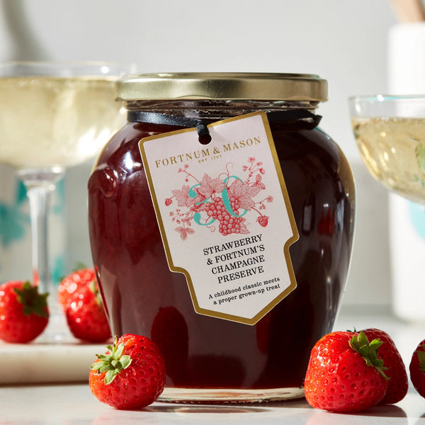 Fortnum & Mason Strawberry & Champagne Preserve Amphora 890g