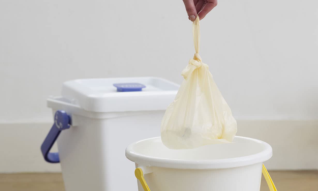 Muckypups Disposable Nappy Bags Fragranced & Tie Handles - 200 x Mucky Pups Nappy Sacks per Pack