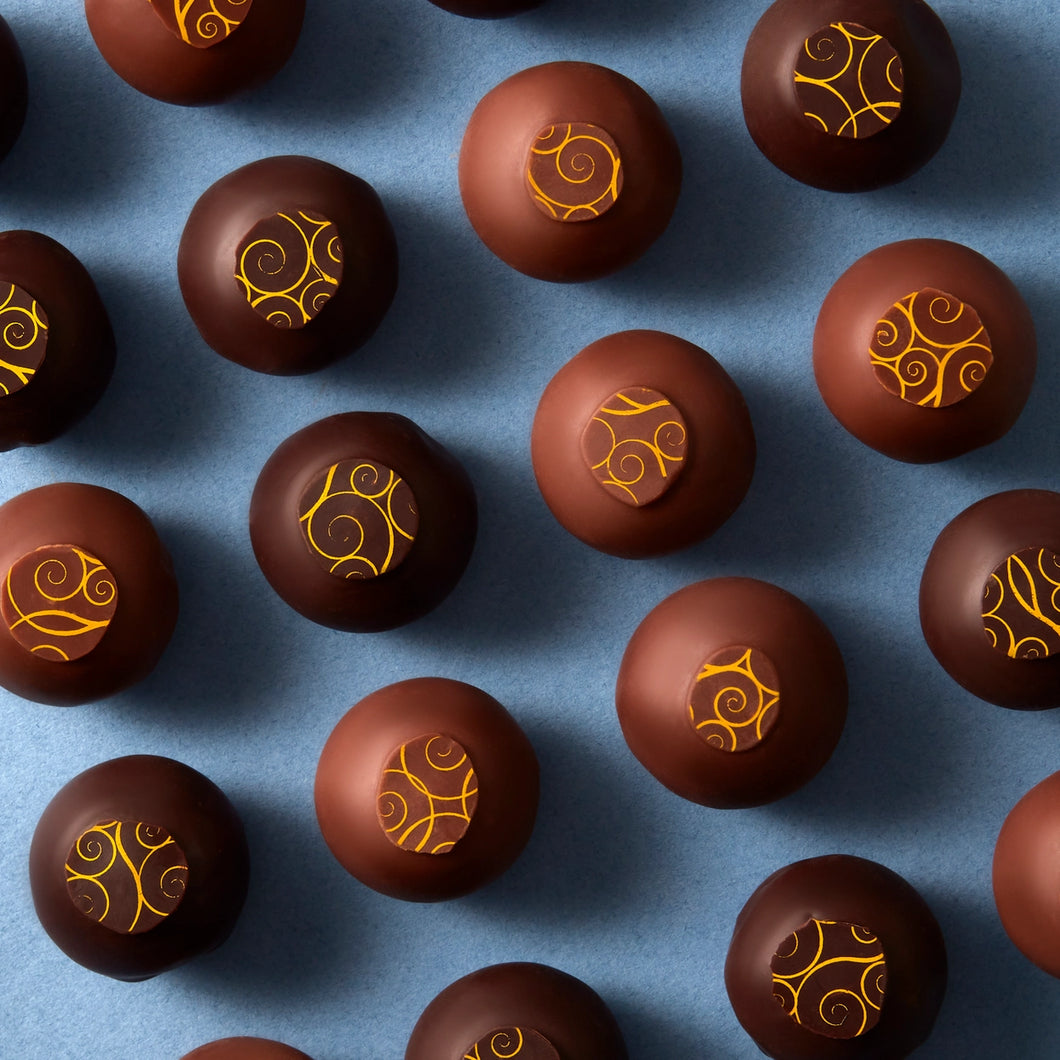 Fortnum & Mason Fortnum's Sea Salted Caramel Truffle Drum, 135g