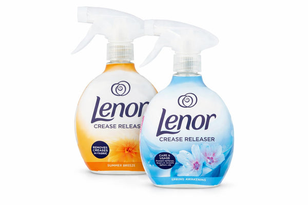 Lenor Crease Release Spray – SPRING AWAKENING & SUMMER BREEZE | Iron in a Bottle Fabric Wrinkle Remover, Static Reducer & Odour Eliminator – For Clothing, Bedding & Travel (2 x 500ml)