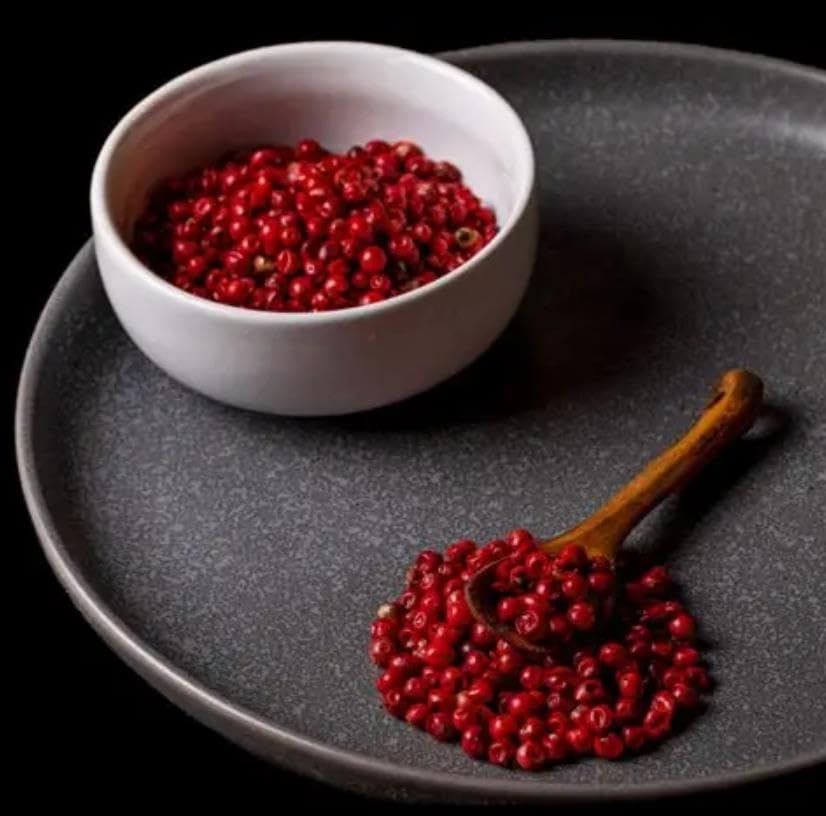 Isfi Professional Pink Peppercorns 250g Catering Size Whole Pink Berries Gourmet Spice for Cooking Seasoning Sauces Rubs Garnishes Professional Kitchen Bulk Pack