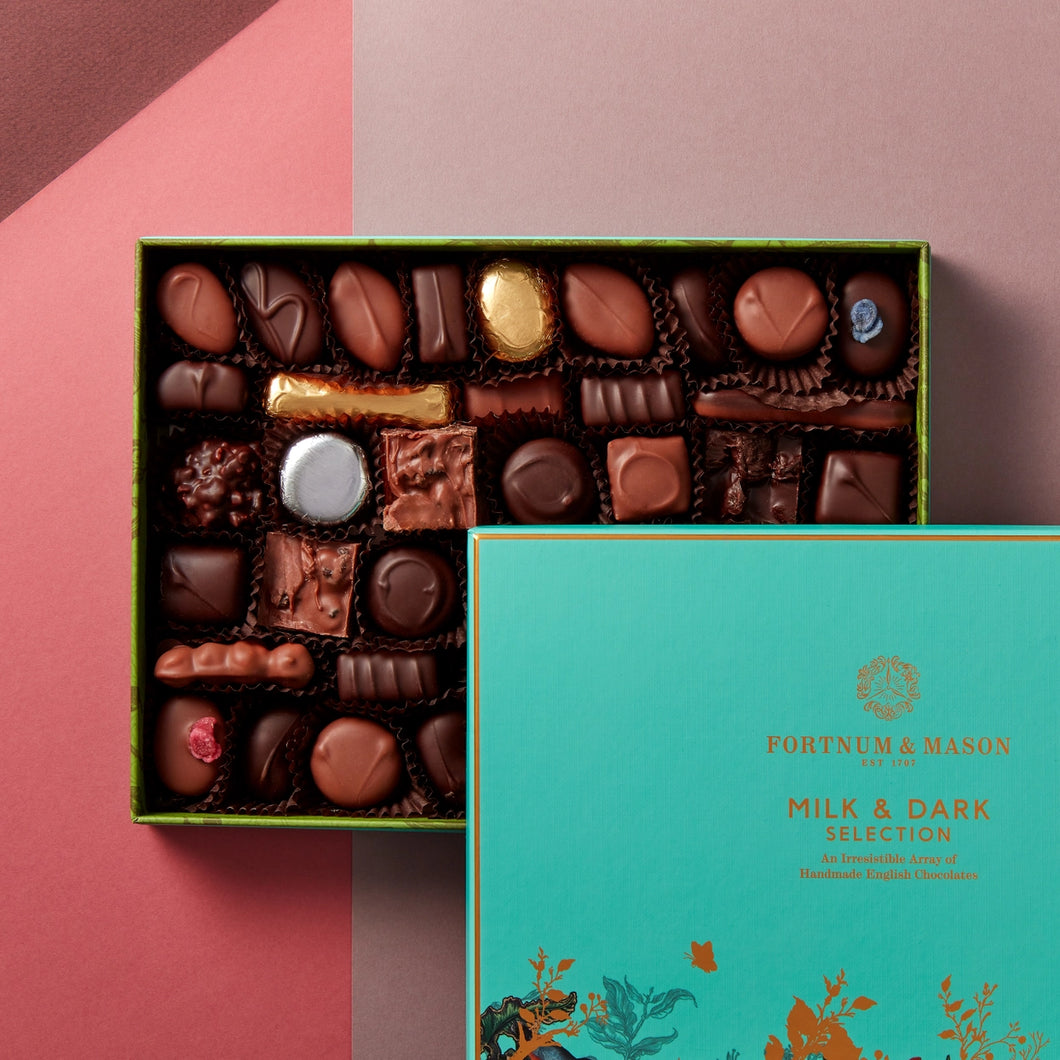 Fortnum & Mason Milk & Dark Chocolate Selection Box, 470g