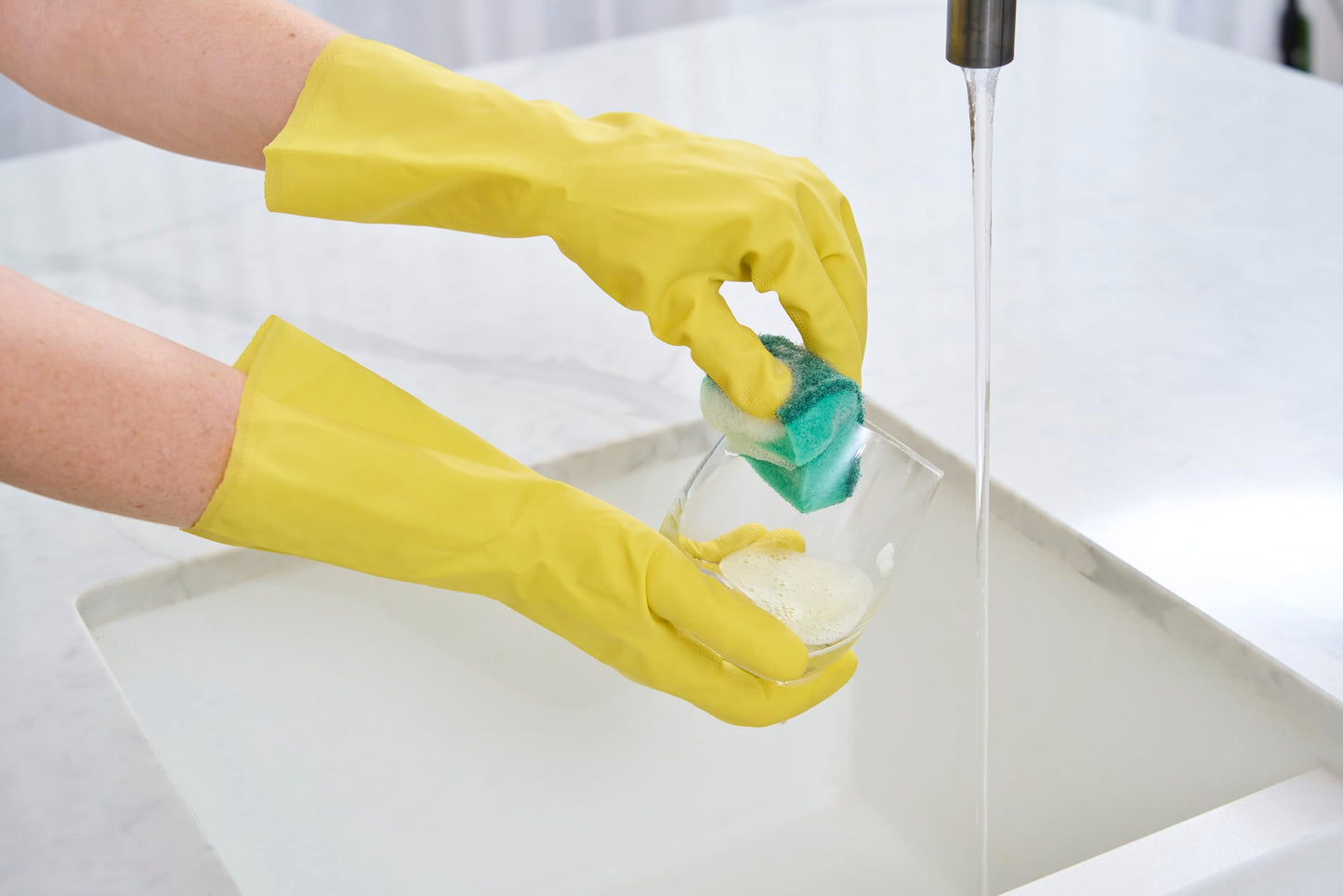 Spontex The Essentials Washing Up Sponge Scourers | Hard Wearing & Versatile | Assorted Colours | 12 x 10 Pack (120 Total)