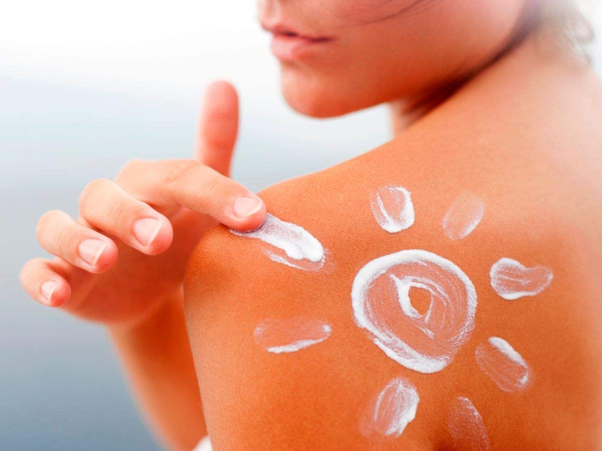 Soltan Protect & Moisturise Spray SPF50