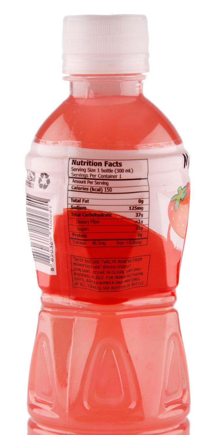 MOGU MOGU STRAWBERRY Flavoured Drink With Nata De Coco 320 ml