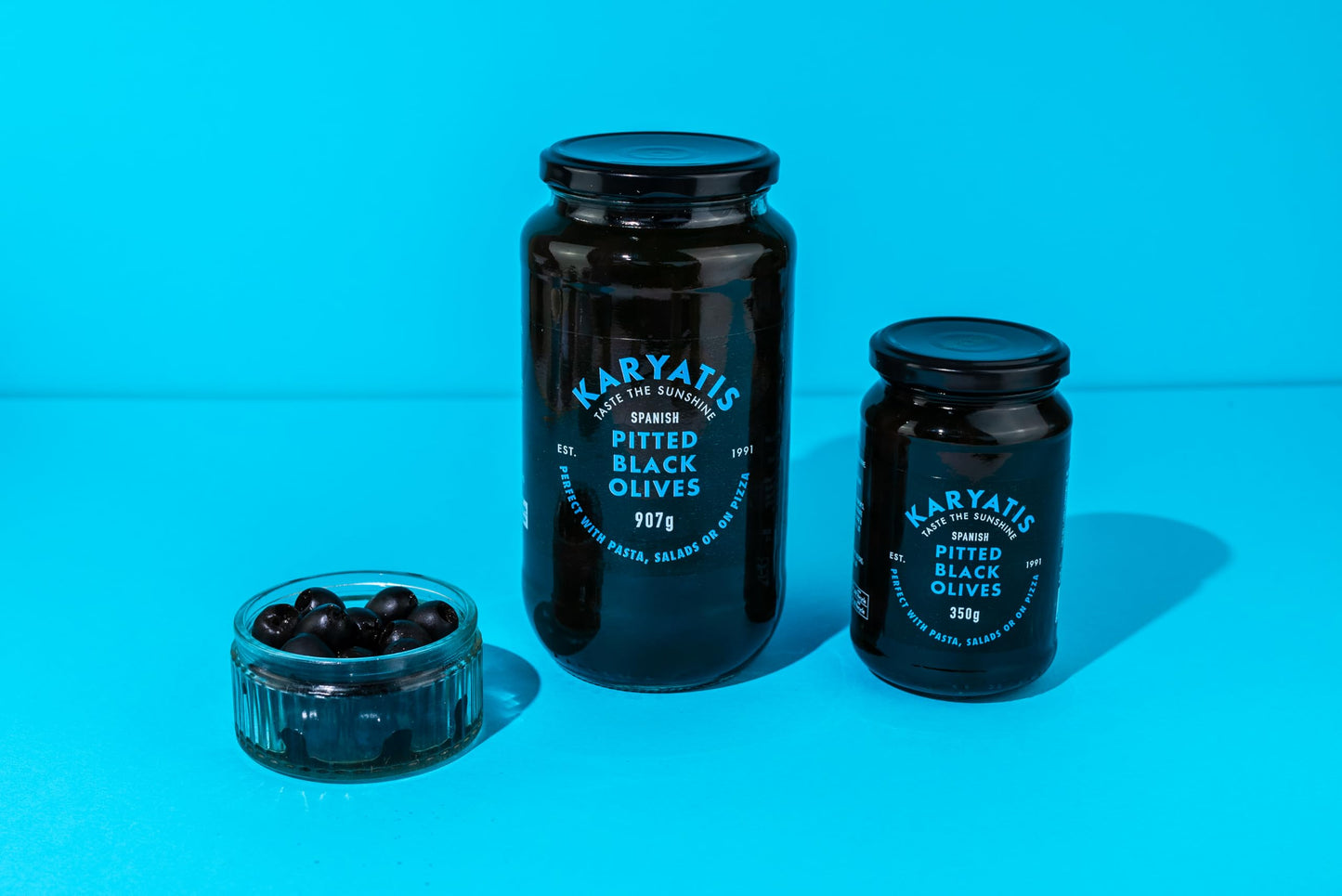 Karyatis Spanish Black Pitted Olives in Brine 907g
