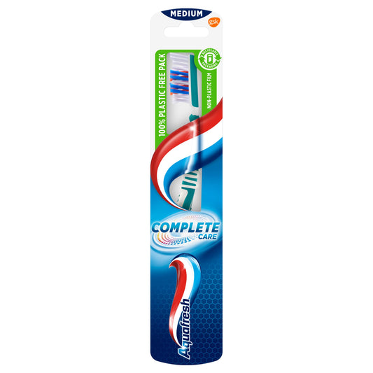 Aquafresh Complete Care Toothbrush Medium