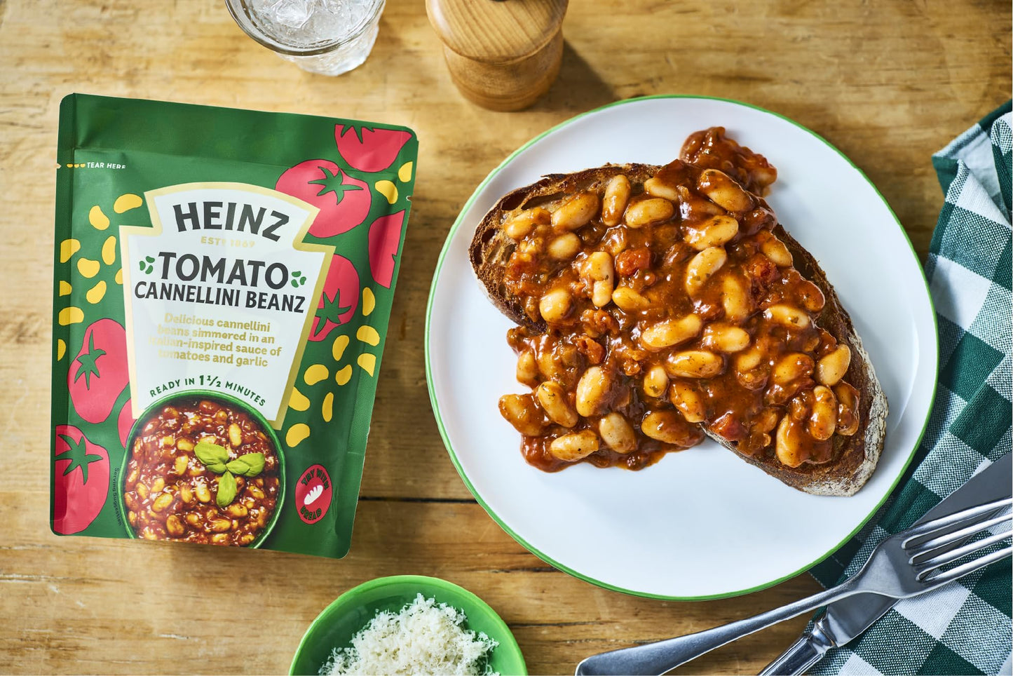HEINZ Tomato Cannellini Beans with Onion and Garlic - Meal for One, Made From Natural Ingredients, Source of Protein