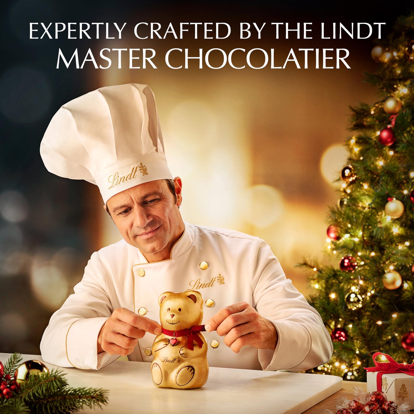 Lindt Teddy Winter Wonderland Advent Calendar 2025 – Medium 170g – 24 Milk & White Chocolates – Gift for Him & Her