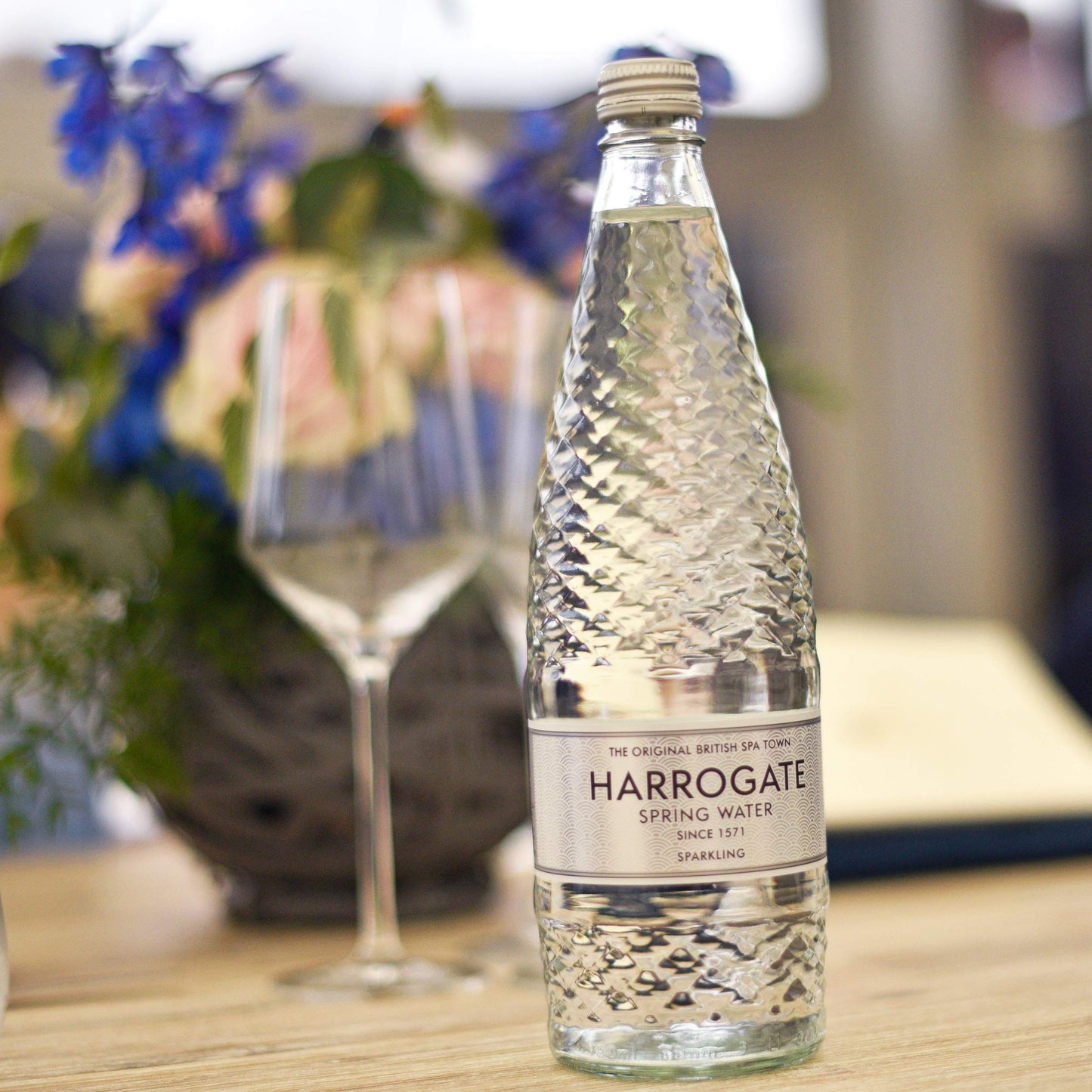 Harrogate Spring Sparkling Water Glass Bottle, 1 x 750 ml