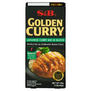 S&B Medium Hot Golden Curry, 92g