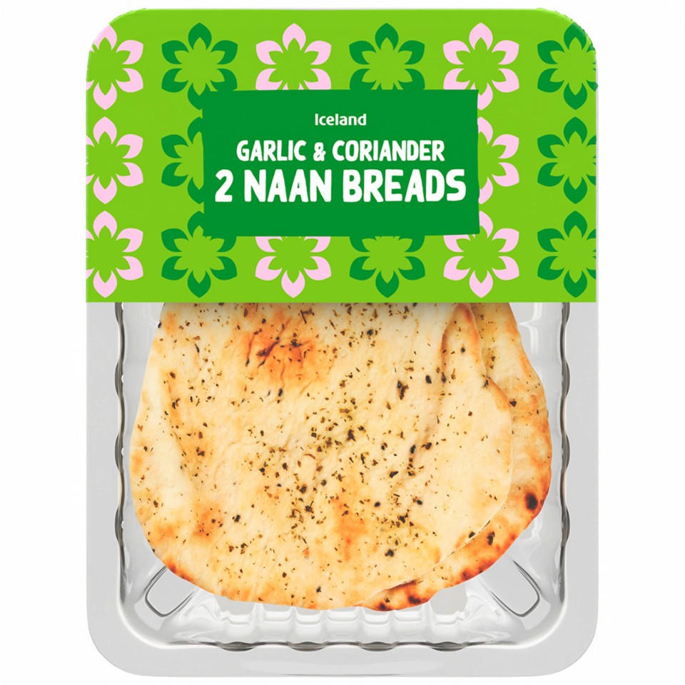 Iceland 2 Garlic & Coriander Naan Breads 220g
