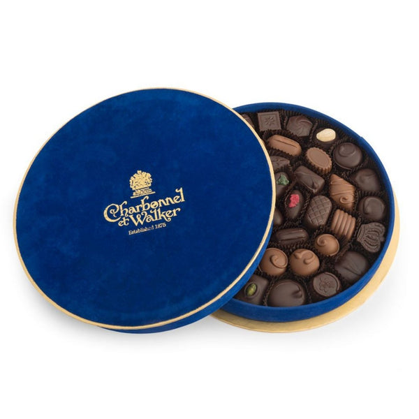 Charbonnel et Walker Boite Marine – Blue Velvet with Fine Milk and Dark Chocolates – 500g (with alcohol)